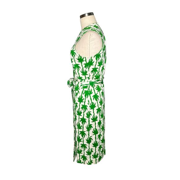 DVF DIANE VON FURSTENBERG Green Silk Yahzi Wrap Mini Dress Women's Size 10 - Picture 3 of 7